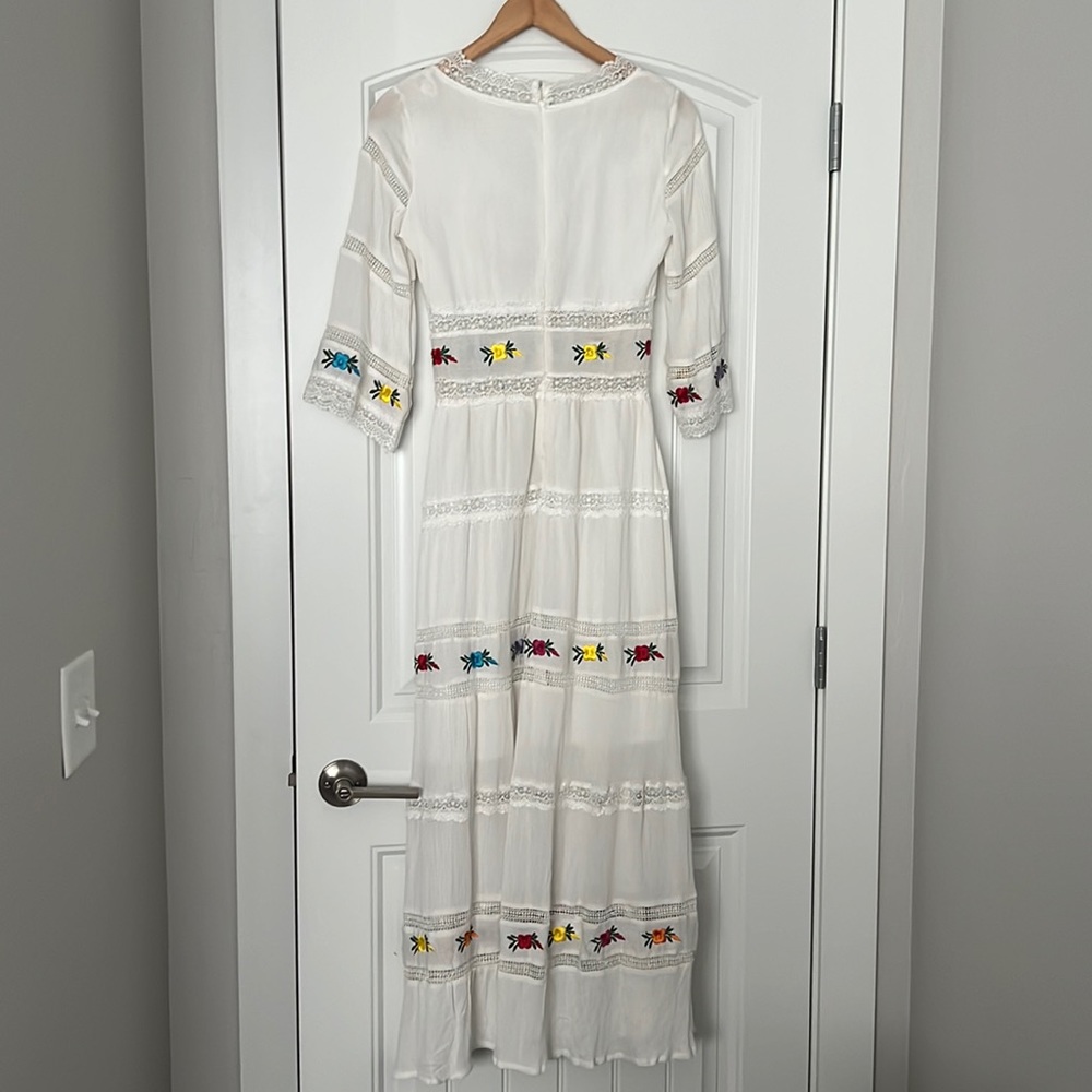 Chicwish Embroidery and Lace Trims Inserted Cotton Maxi Dress - Picture 4 of 8
